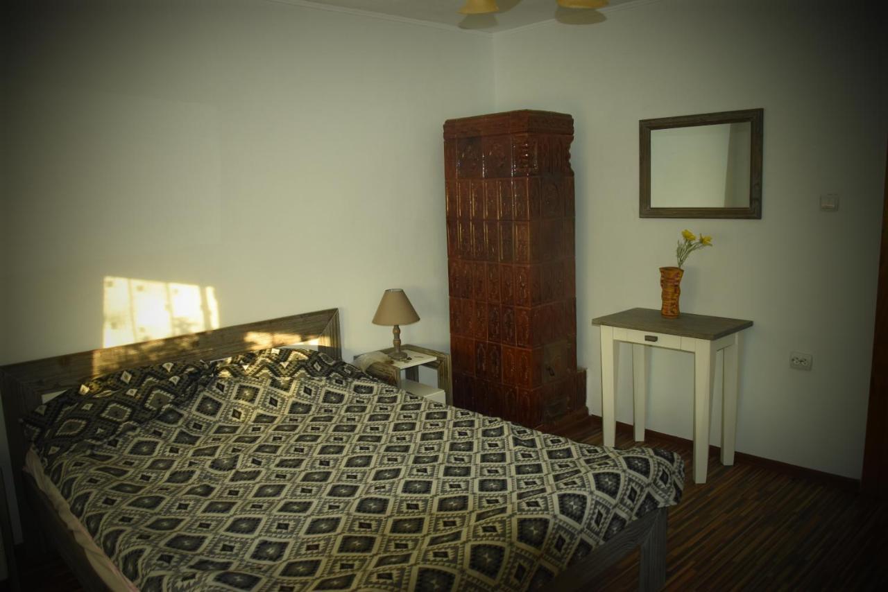 Casa Smeilor โฮเรซู ห้อง รูปภาพ